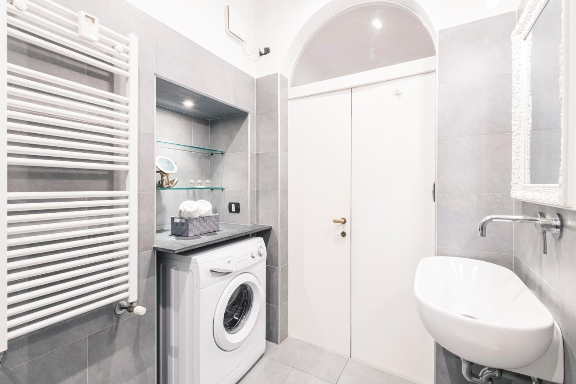 Easylife - Spacious Apartment On The First Floor In The Gae Aulenti Area Milaan Buitenkant foto